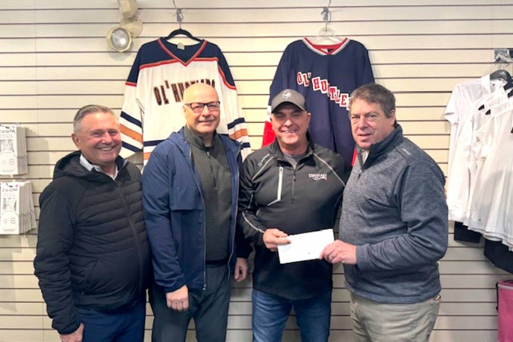 Sports Shorts: Ol’ Hustlers help ALS, basketball rankings, hockey tournament